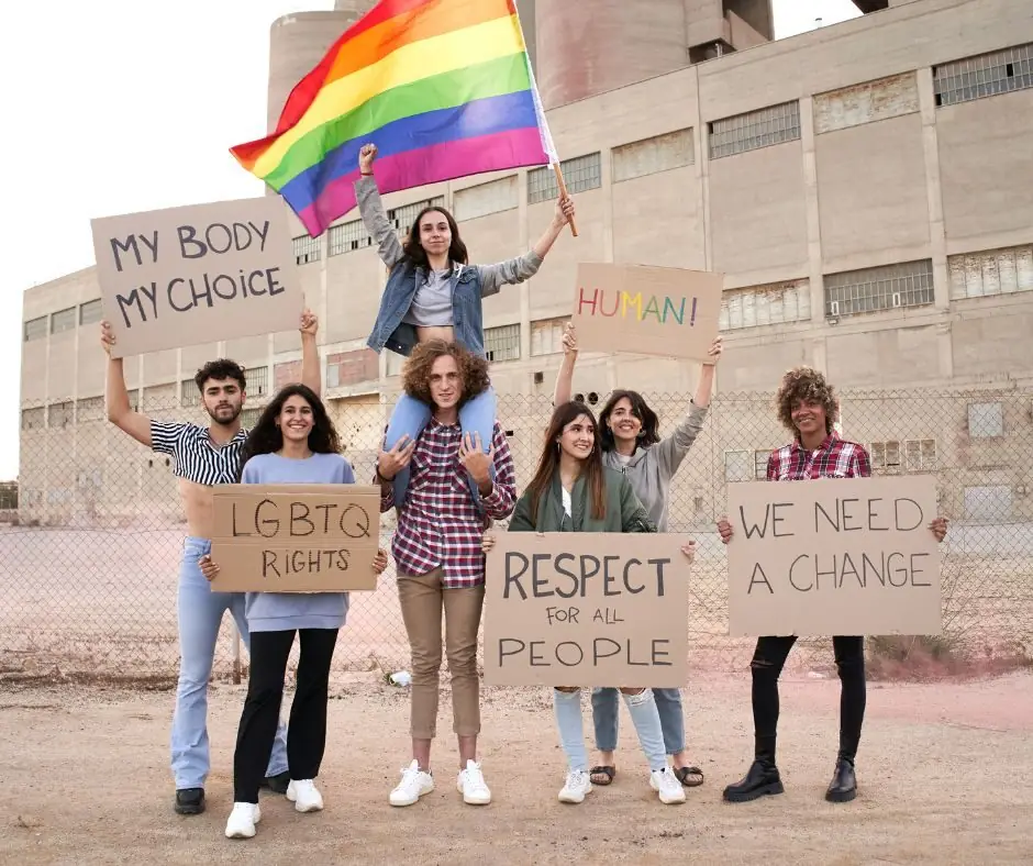 เสียงของเยาวชน LGBTQ+ ตัวตนที่ต้องการการรับฟัง